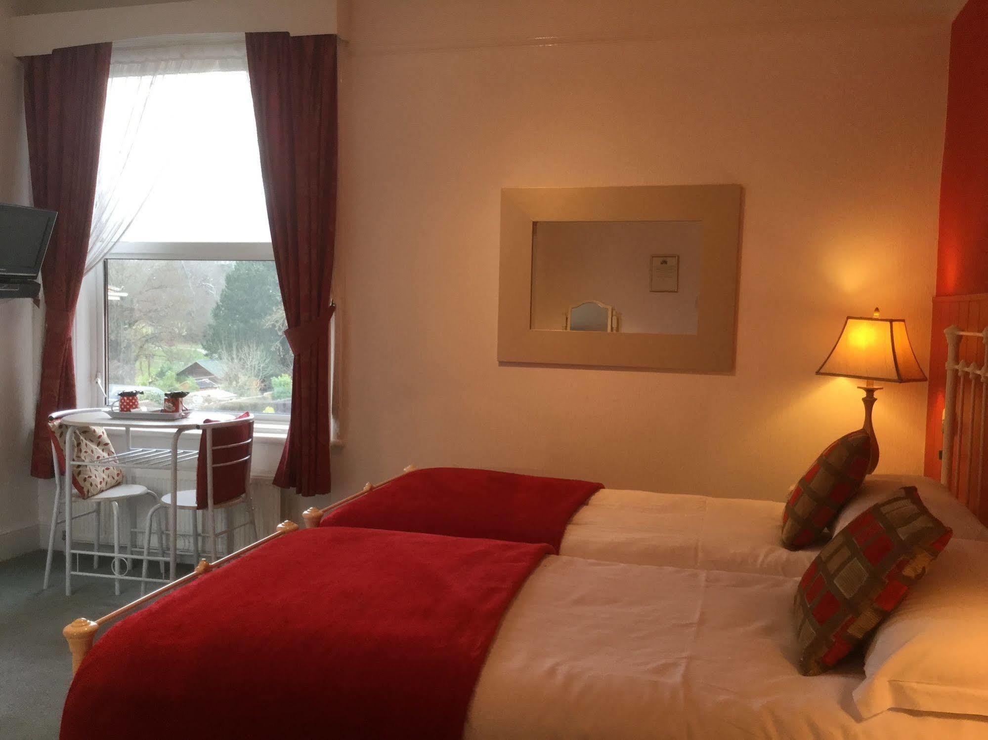 The Groveside Guest House 시드머스 외부 사진