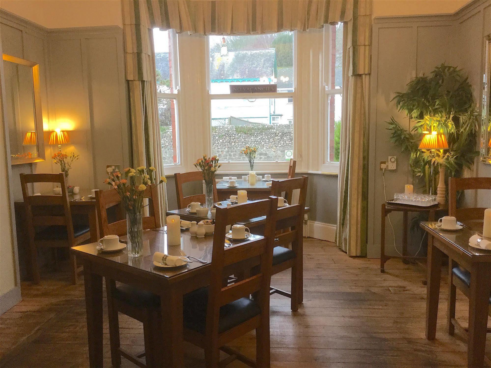 The Groveside Guest House 시드머스 외부 사진